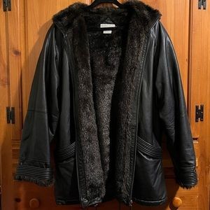 Genuine Leather Faux Fur Coat! 🤩